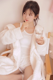 乌克兰18极品XX00白浆